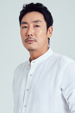Cho Jin-woong portrait