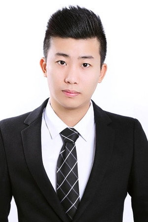 Lingxiang Zhang portrait