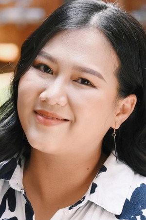 Lý Thu Uyên portrait
