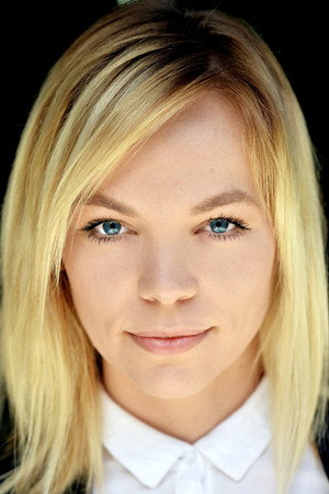 Lisa Leonard portrait