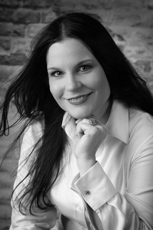 Genia Kühmeier portrait
