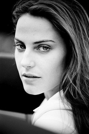 Antje Traue portrait