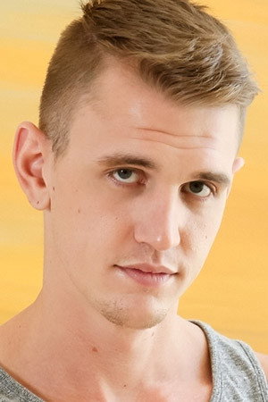 Damien Hyde portrait