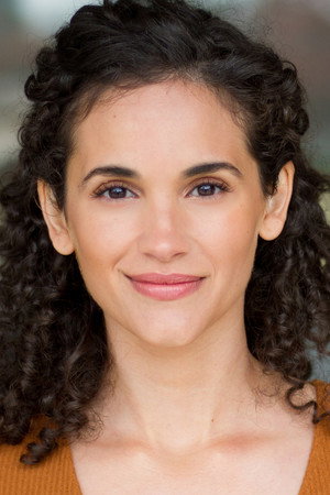 Jade Fernandez portrait