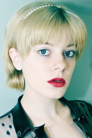 Ava Little portrait