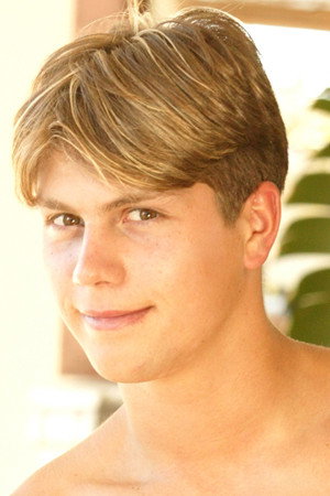 Josh Elliot portrait