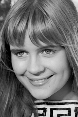 Anne Lonnberg portrait