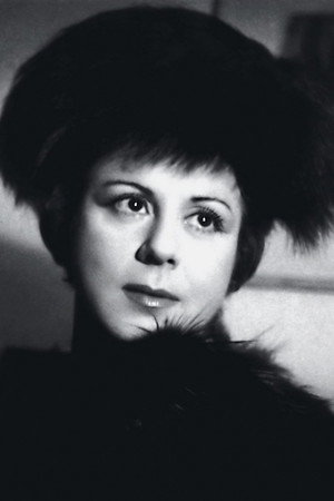 Mary Aroni portrait