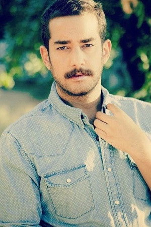 Enis Arıkan portrait