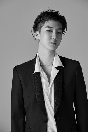 Lee Seung-hoon portrait