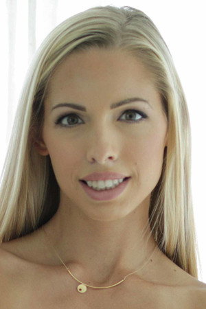 Brooke Logan portrait