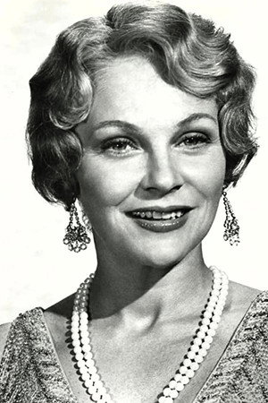 Joanna Moore portrait