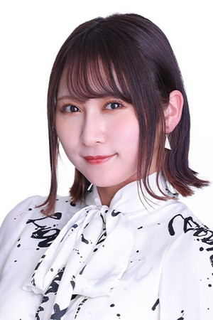 Akashi Natsuko portrait
