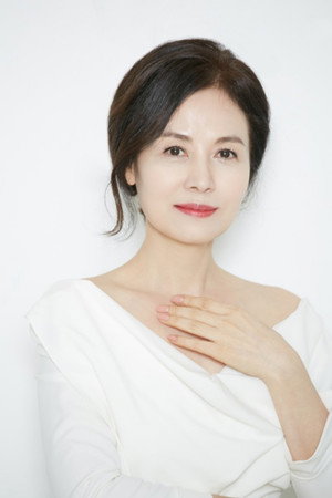 Lee Duk-hee portrait