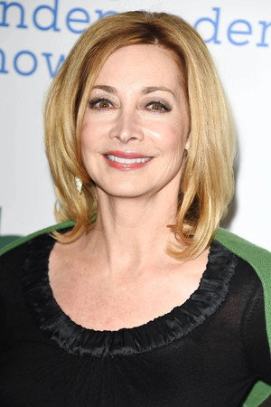 Sharon Lawrence portrait