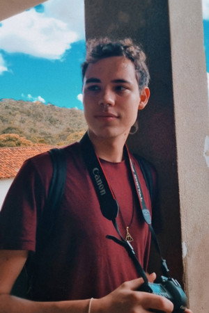 Gusta Aguiar portrait