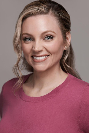 Annie Gill portrait