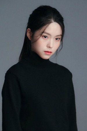 Hwang Ji-ah portrait