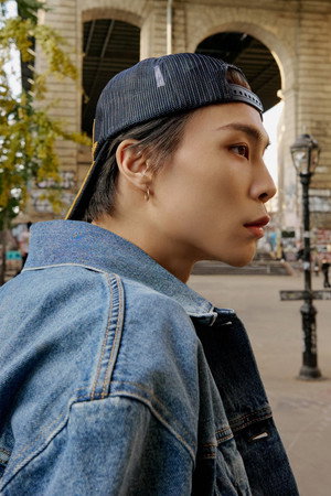 Johnny Suh portrait