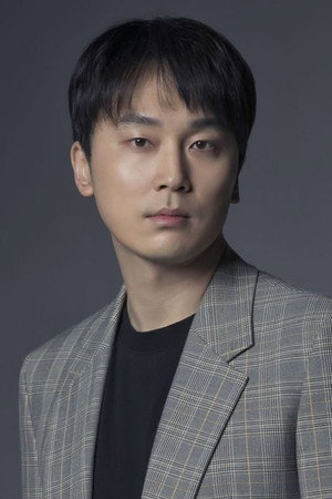 Seo Hyun-woo portrait