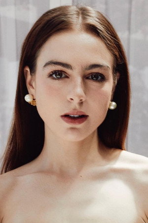 Regina Pavón portrait