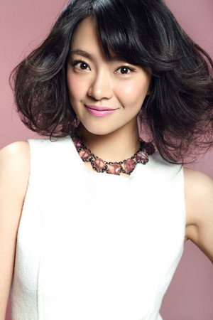 Yang Yitong portrait