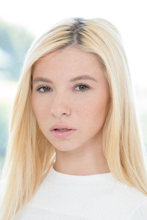 Kenzie Reeves portrait