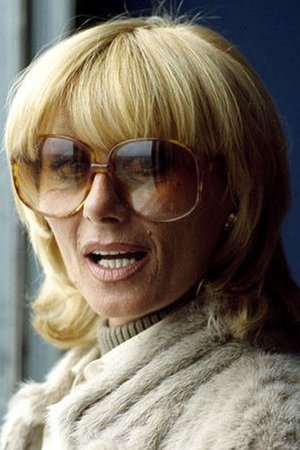 Sandra Mondaini portrait