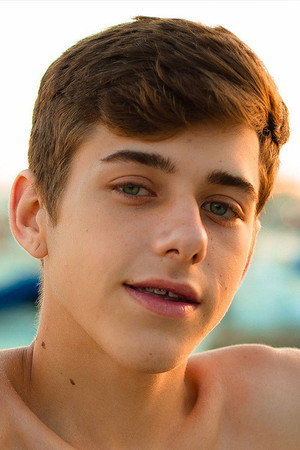 Joey Mills portrait