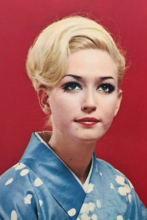 Sally Mae portrait