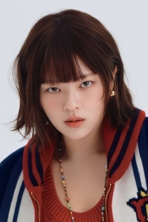 JEONGYEON portrait