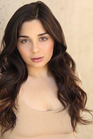 Alina Desmond portrait