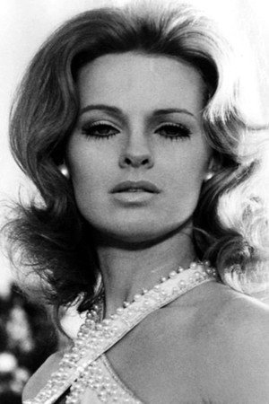 Angel Tompkins portrait