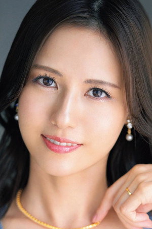 Ayaka Mutou portrait