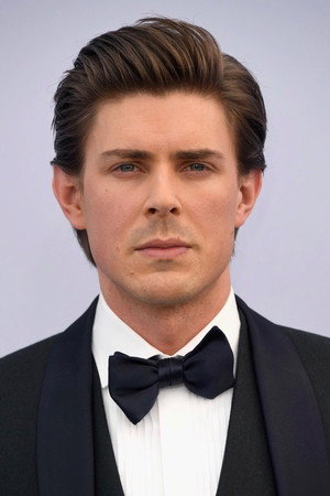 Chris Lowell portrait
