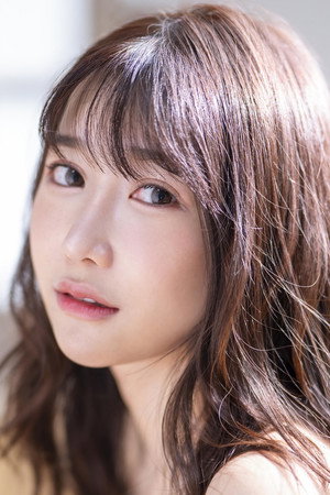 Koharu Shiina portrait