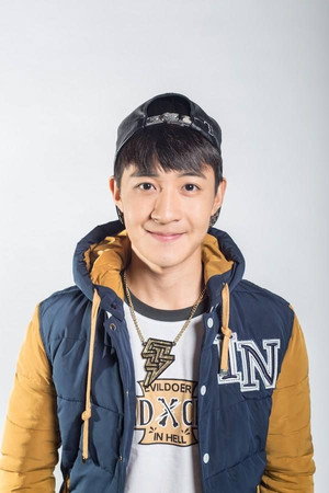 Sheng Shao portrait