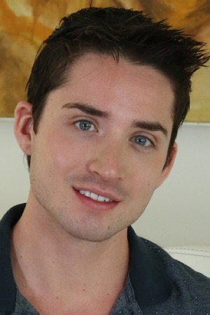 Liam Aries portrait
