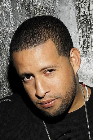 Julio Voltio portrait