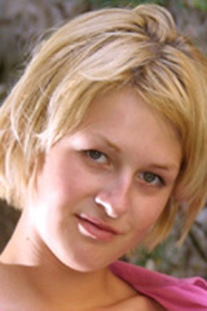 Julia De Brava portrait
