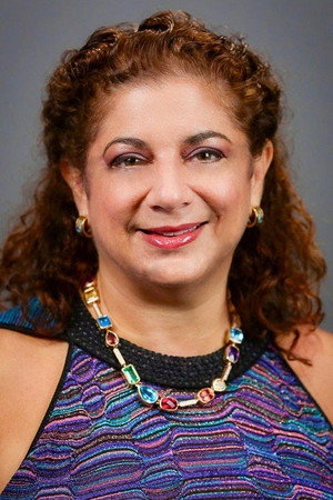 Mia Bloom portrait