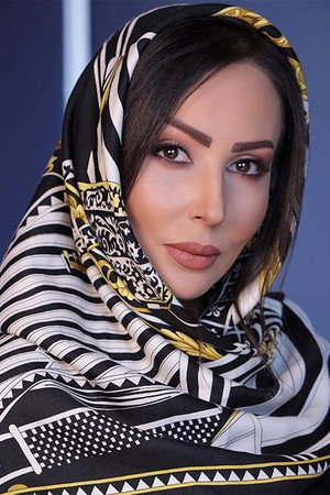Parastoo Salehi portrait