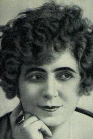 Renée Carl portrait