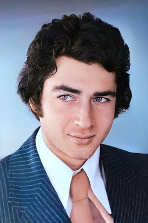 Salih Güney portrait
