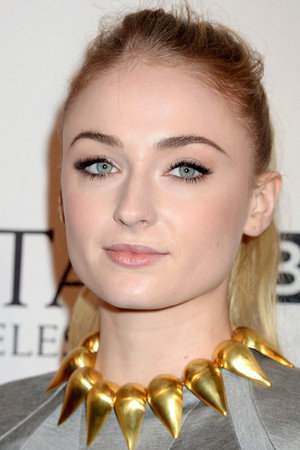 Sophie Turner portrait