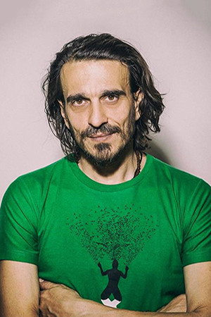 Makis Papadimitratos portrait