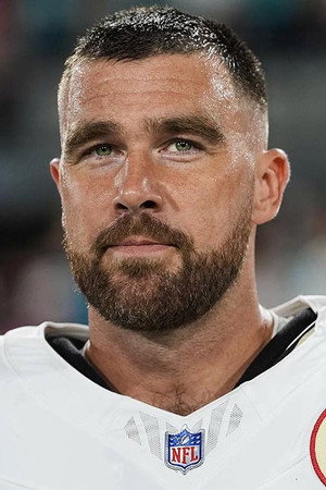 Travis Kelce portrait