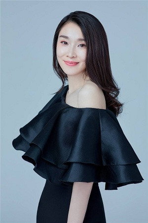 Lina Chen portrait