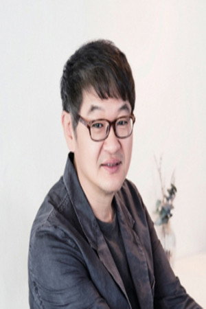 Hur Jin-ho portrait