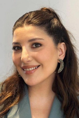 Şebnem Bozoklu portrait